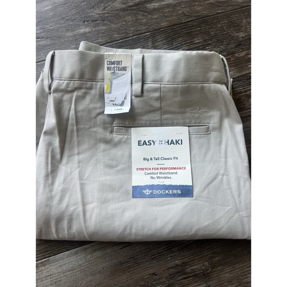 NEW Dockers Big & Tall Easy Khaki Pants Classic Fit Stretch Size 44 X 34 Beige - Picture 1 of 8